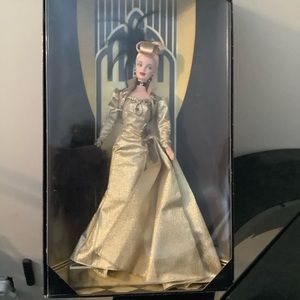 BARBIE:  FAO SCHWARTZ - Golden Hollywood Barbie - Celebrating 75 Years